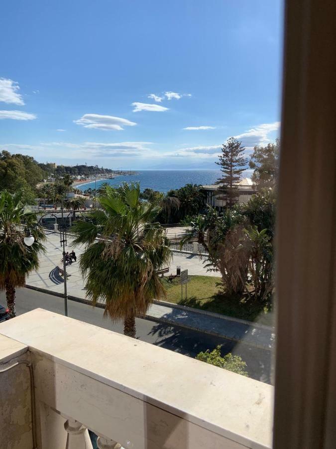 Hotel Lungomare Reggio di Calabria Bagian luar foto